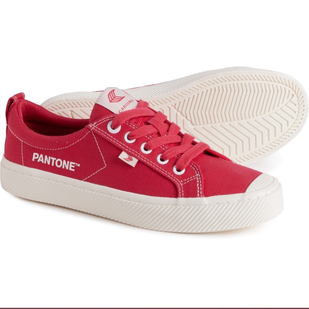 Cariuma Pantone Magenta Pink OCA Canvas Sneakers sz 9 Women’s NWT